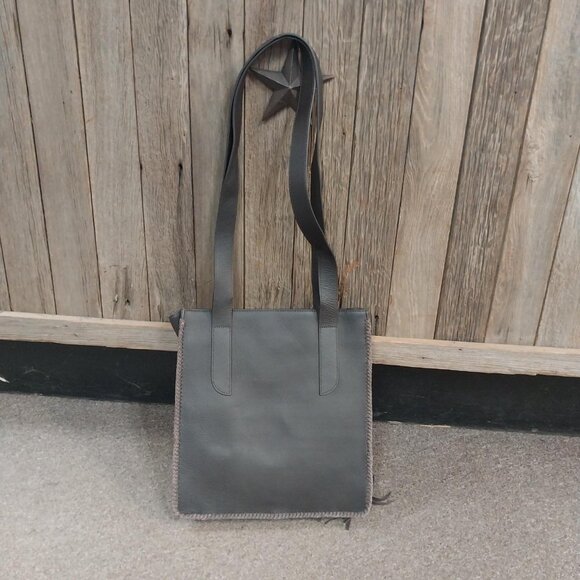 Ariat Leather Scarlett Long Tote Purse with Fringe - Picture 2 of 2